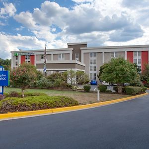 Holiday Inn Express Washington Dc East- Andrews Afb By Ihg